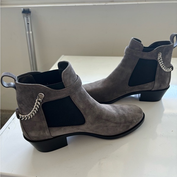 Ferragamo Chelsea boot - Picture 9 of 10